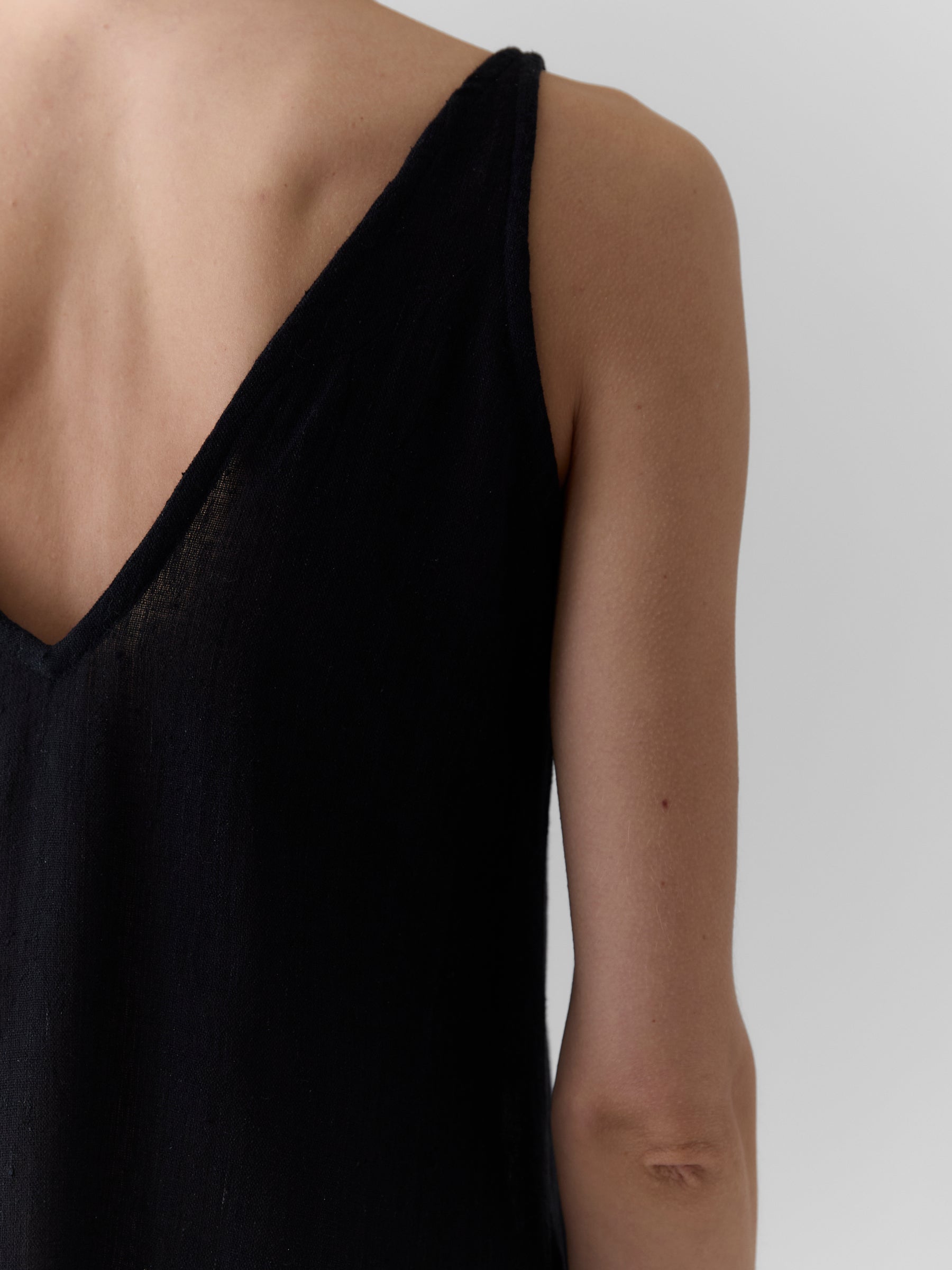 Women's V-Neck Midi Dress- Black
