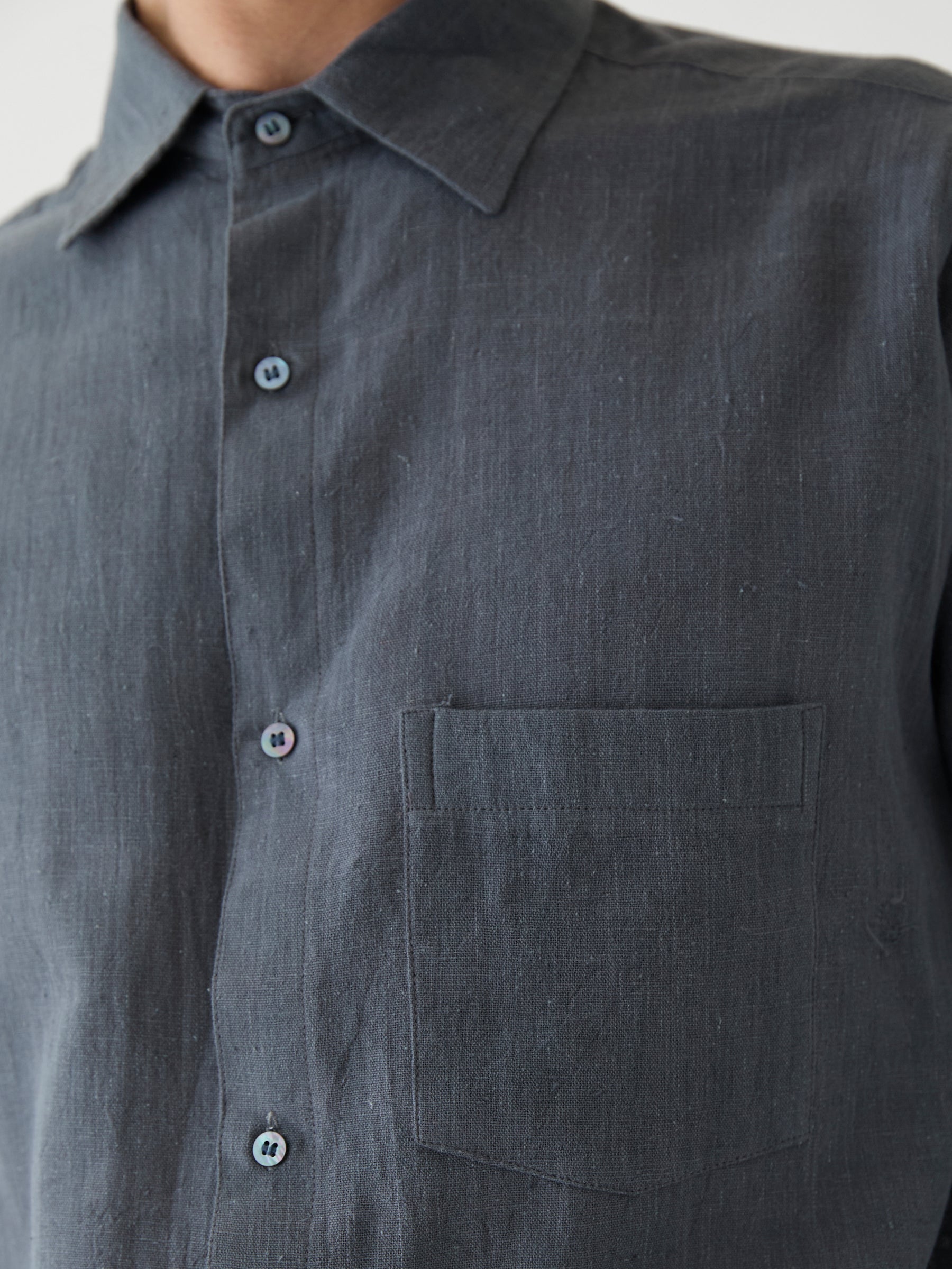 Men's Pocket Collar Shirt- Graphite Gray