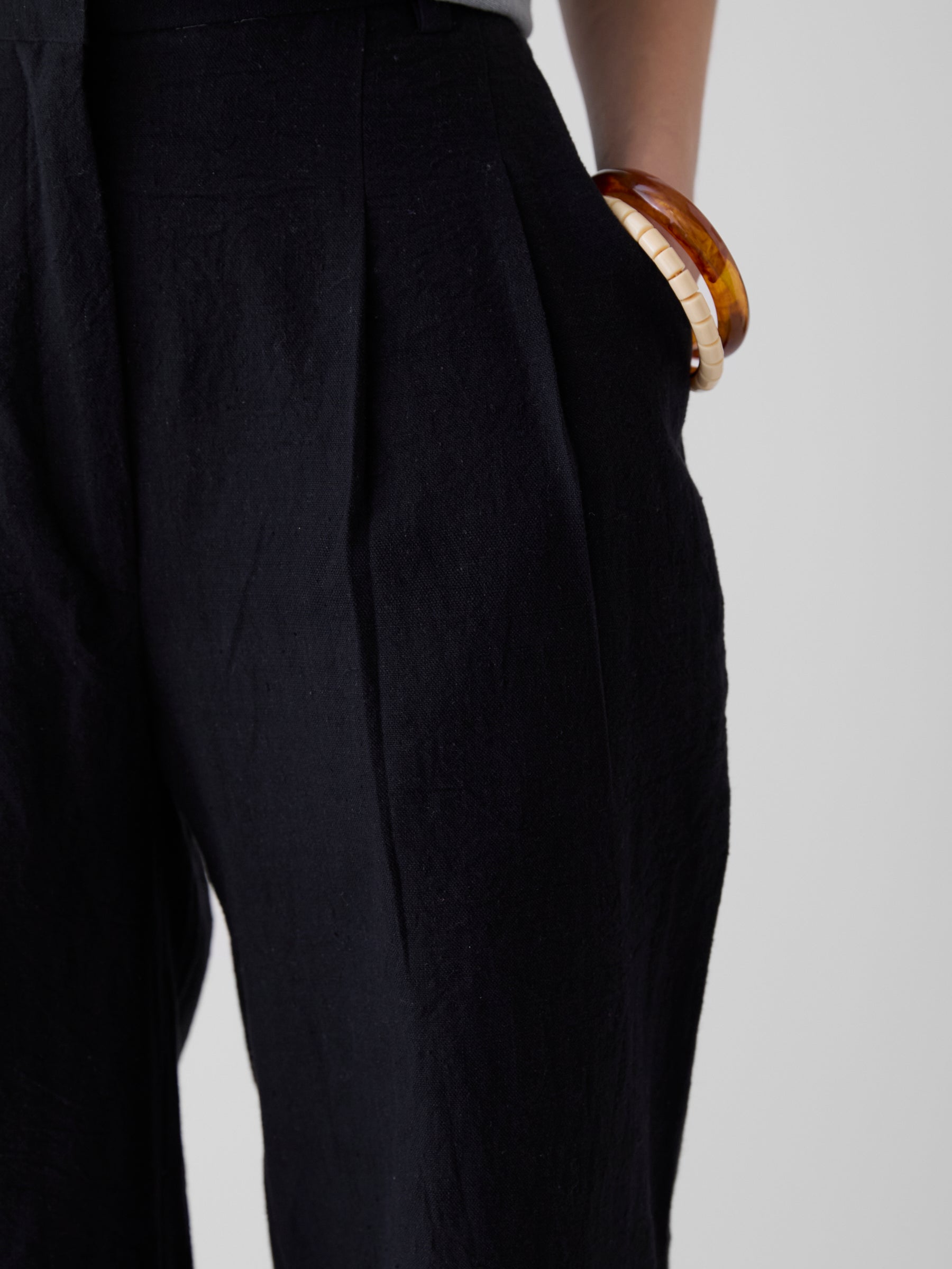 Women's Wide-Leg Pant- Black