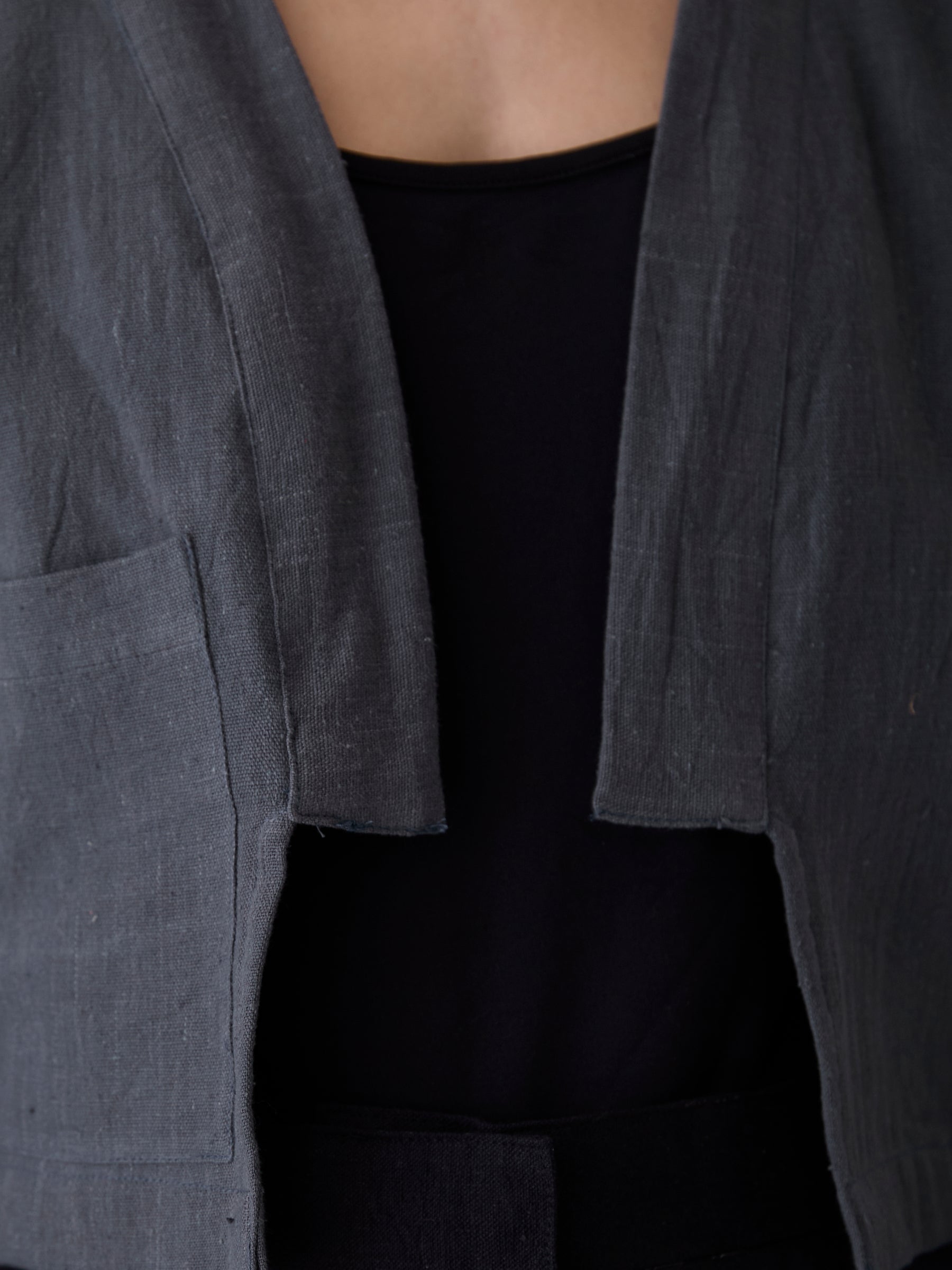 Women's Crop Jacket- Graphite Gray
