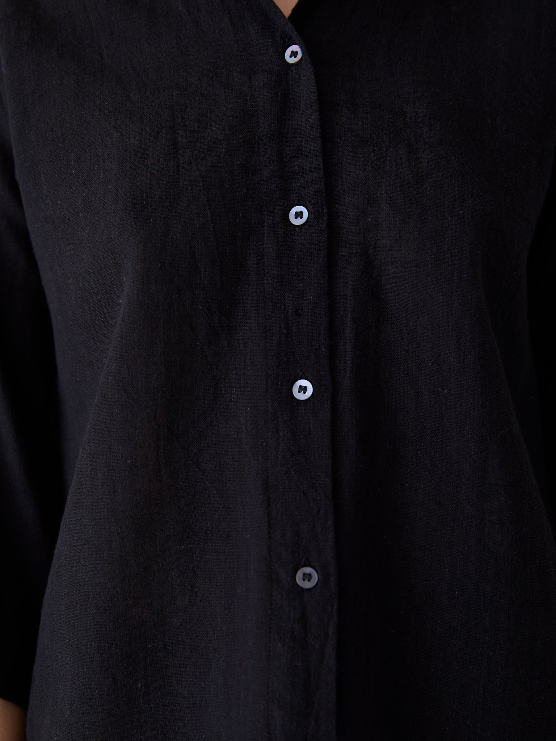 Women's Loose Sleeve Shirt- Black