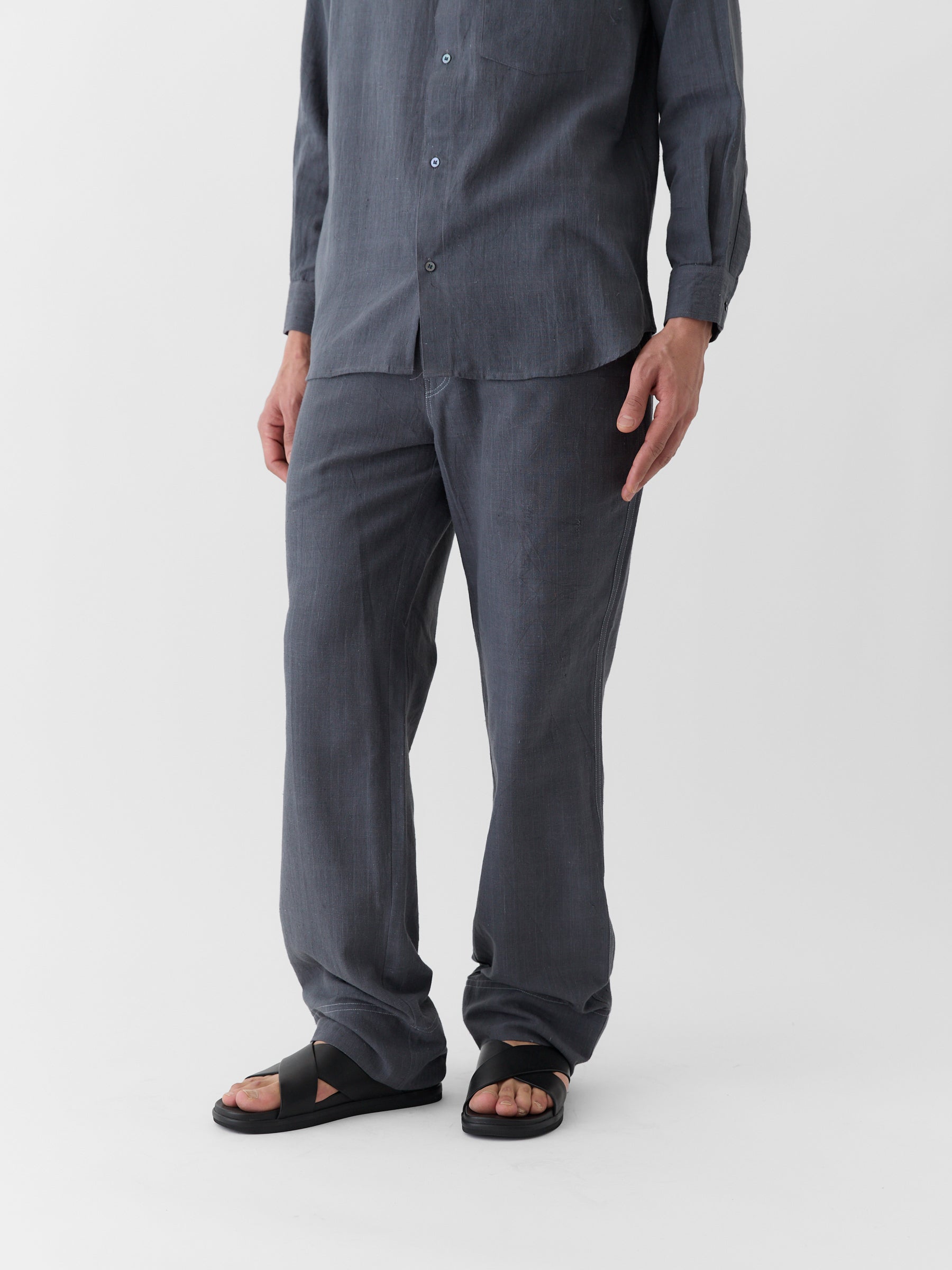 Men's Straight Fit Pants- Graphite Gray